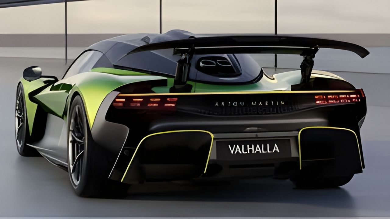 Aston Martin Valhalla 2026: Motor Híbrido que Potencia el Rendimiento con Diseño Moderno